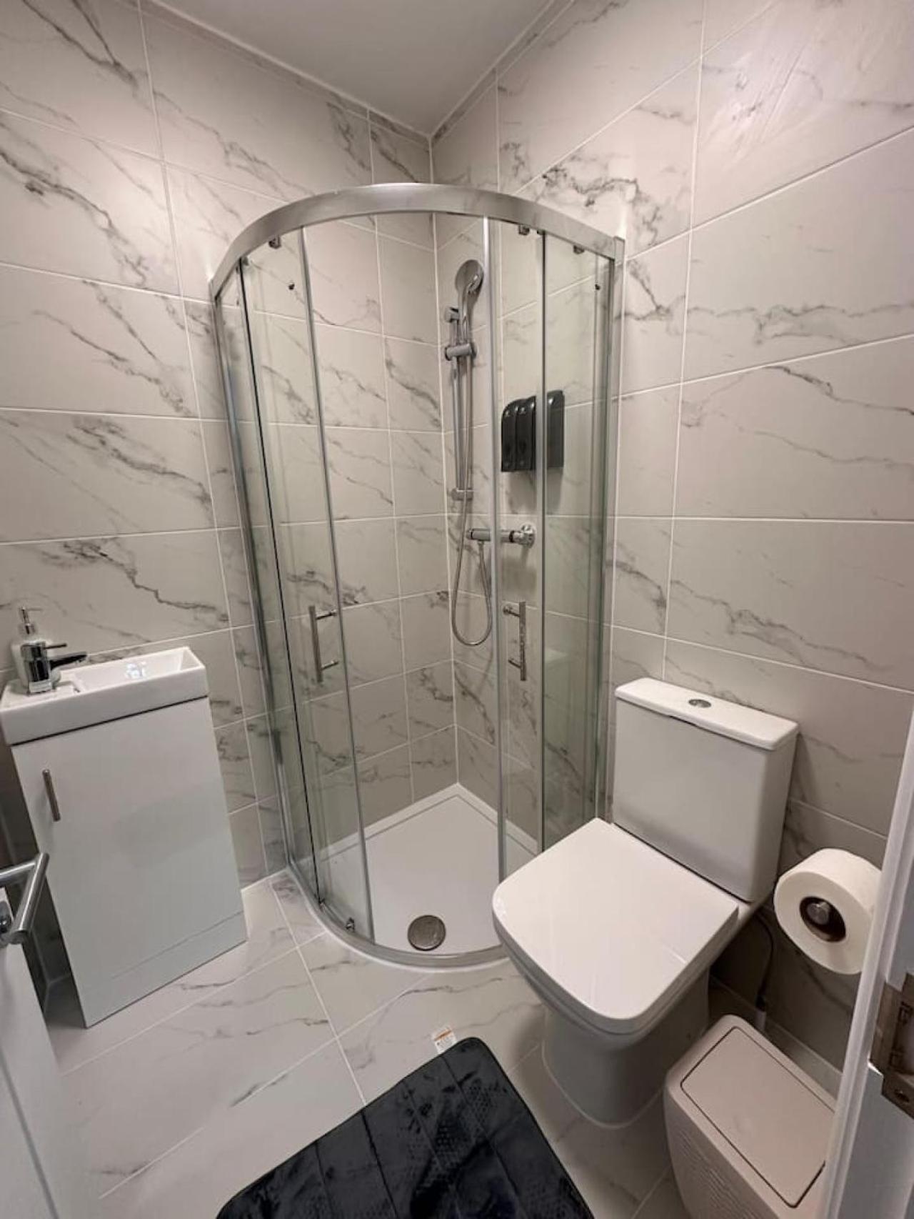 Room In Central London Zone 1 Bagian luar foto
